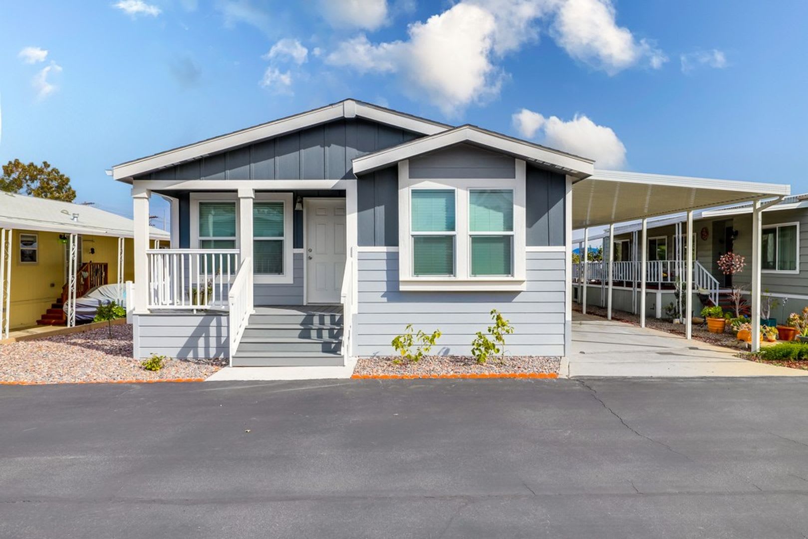 Manufactured Home in Casitas del Sol, 55+ Community – photo 1