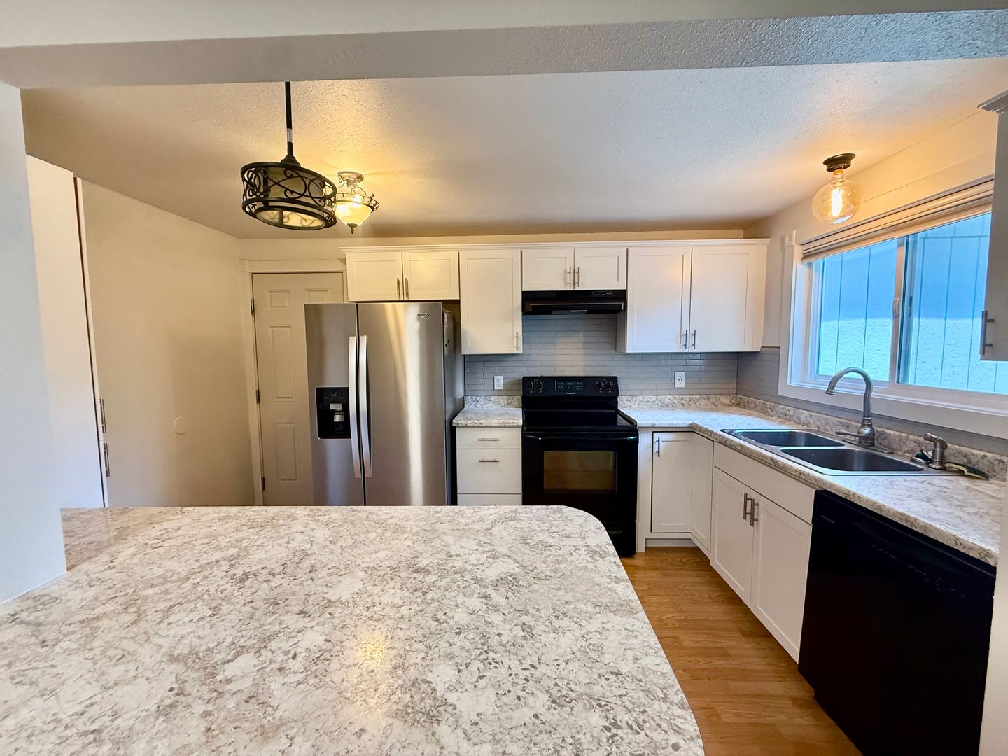 Ranch-Style 3 Bed / 1 Bath Duplex Home in South Loveland – photo 1