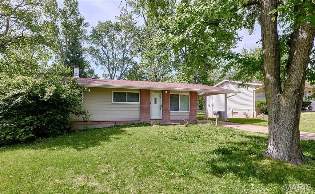 1960 Parker Road – photo 1 of 24