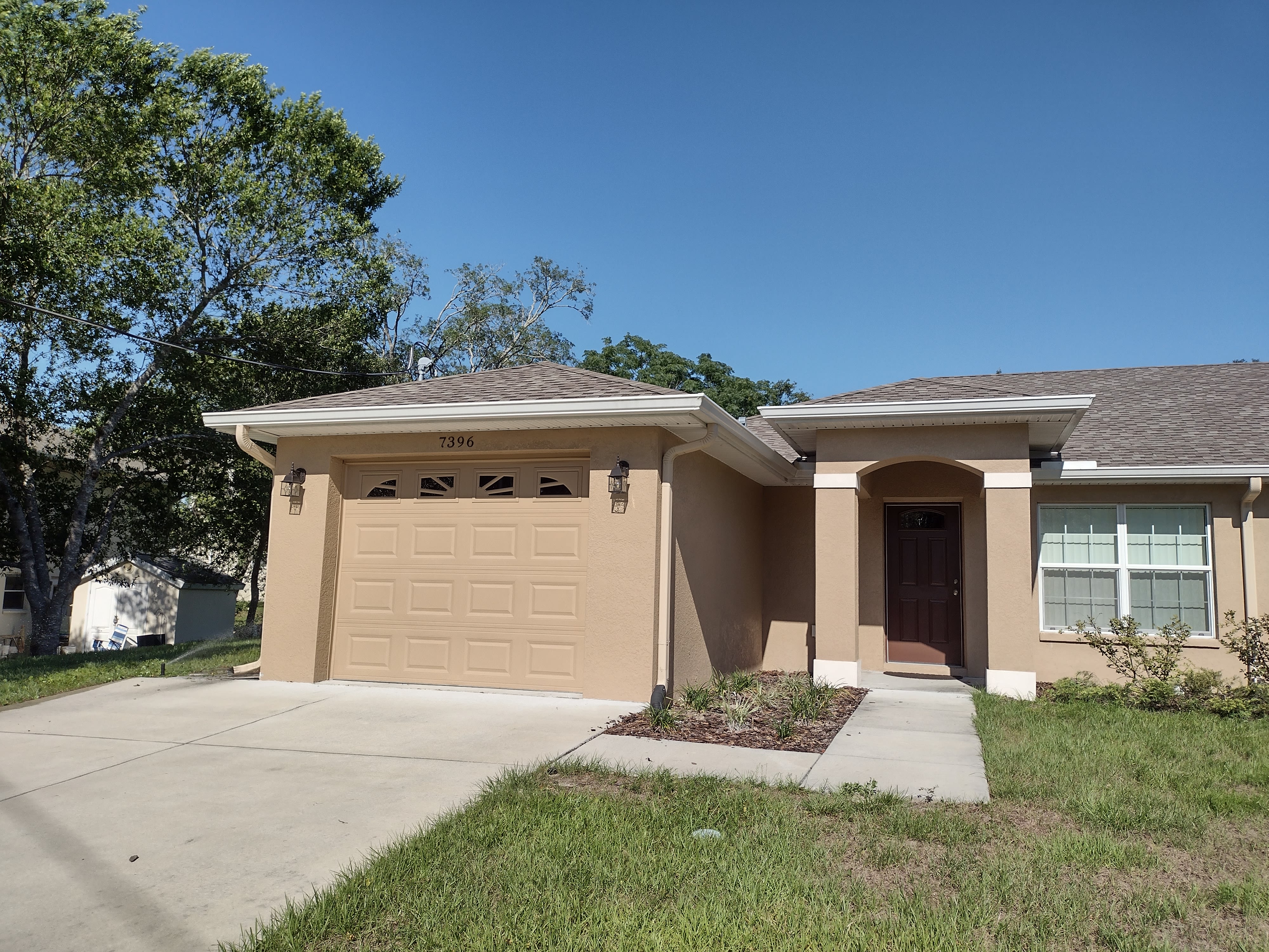 7396 Pond Cir – photo 1 of 8