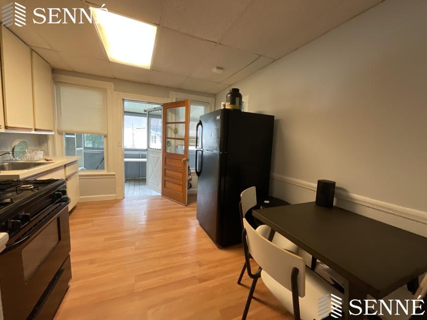 10 Seventh St. – photo 1