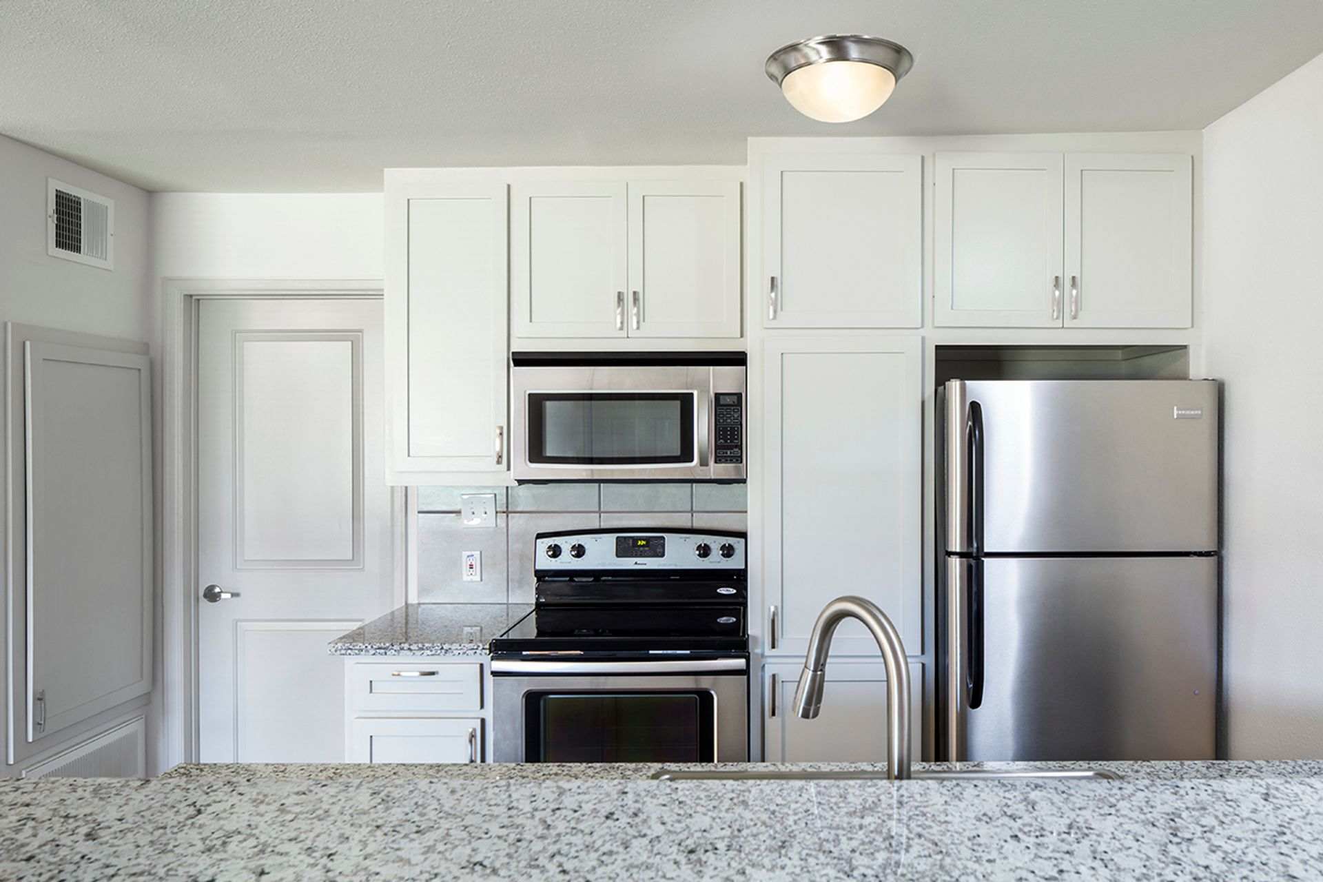 Terrazzo Apartments – photo 1