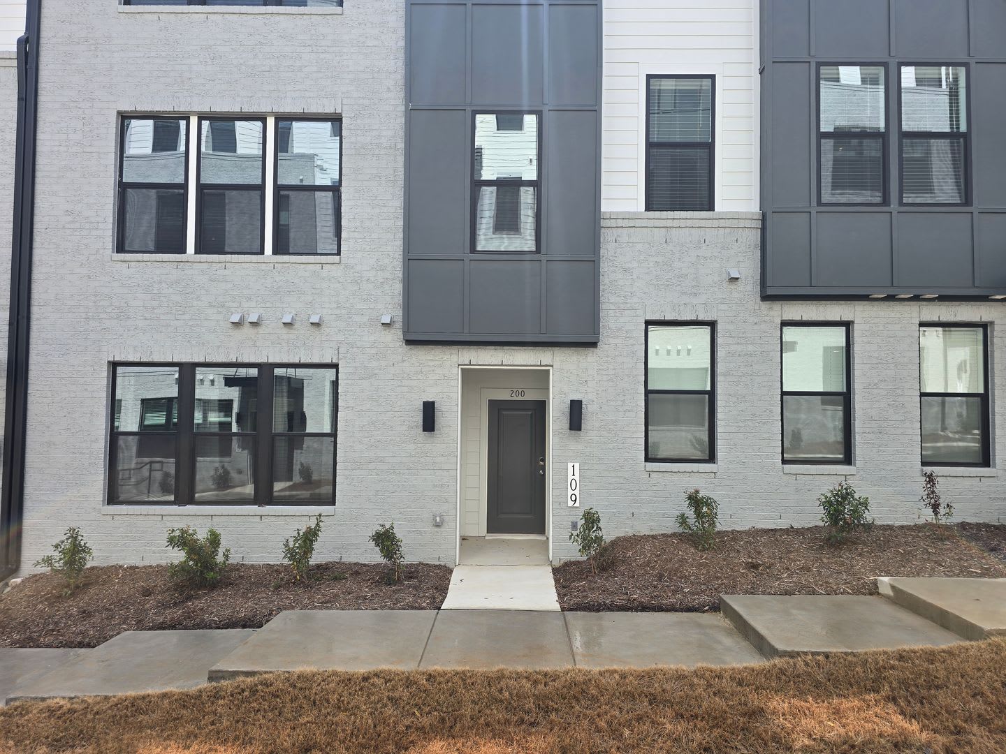 Brand Spankin' New Condo on White St! – photo 1