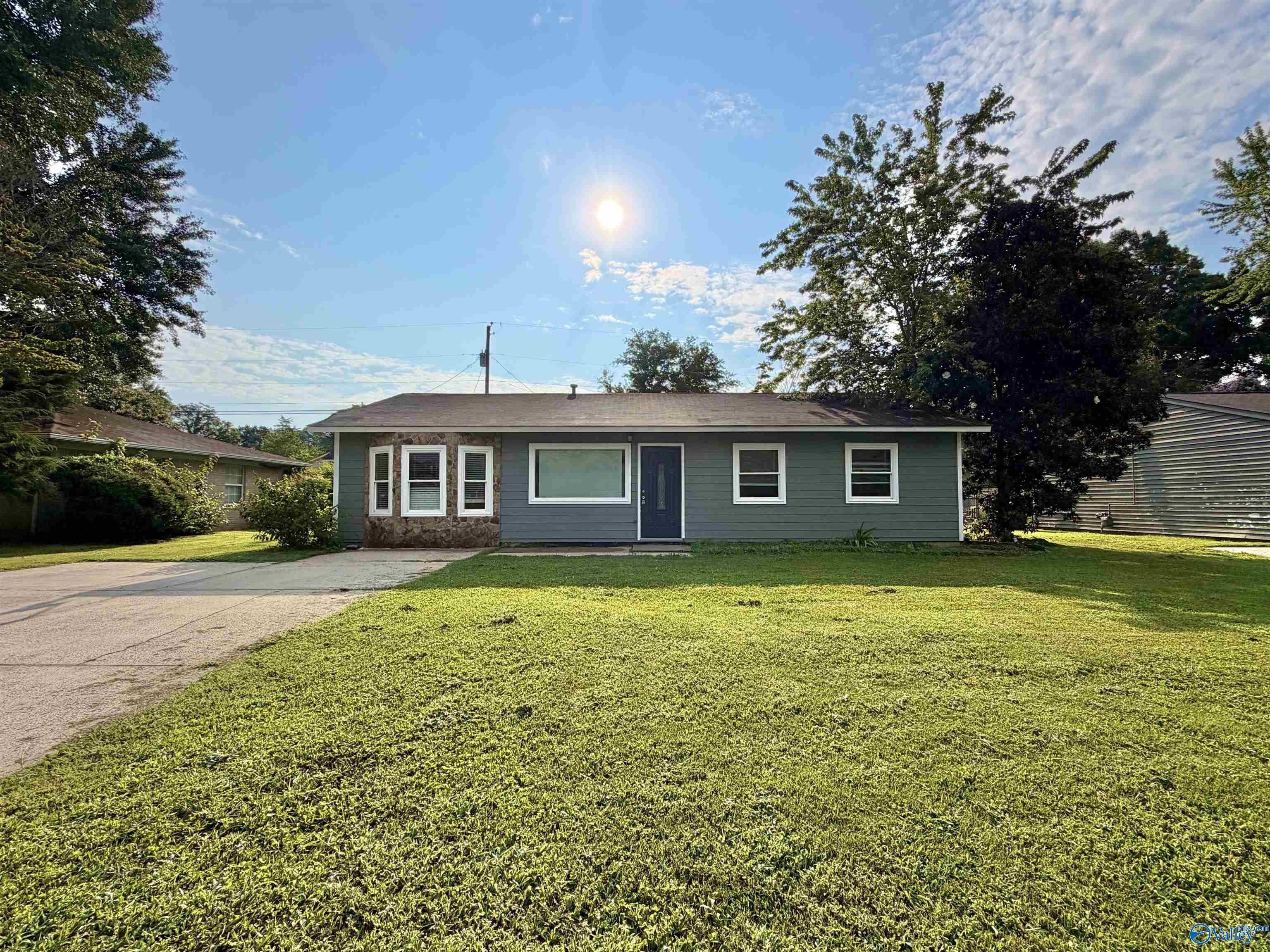 2110 Fernbrook Drive – photo 1