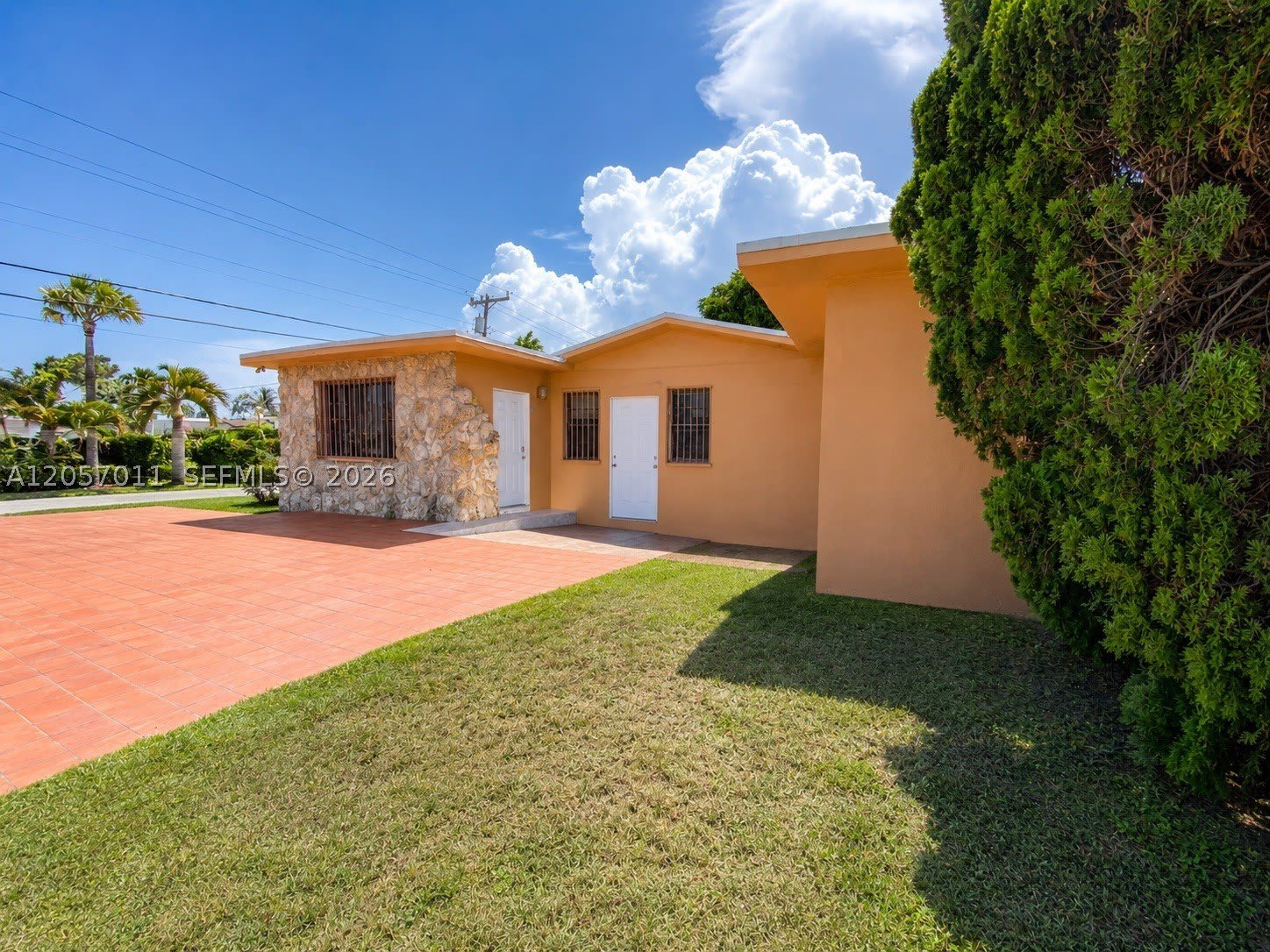 10200 SW 171st St – photo 1