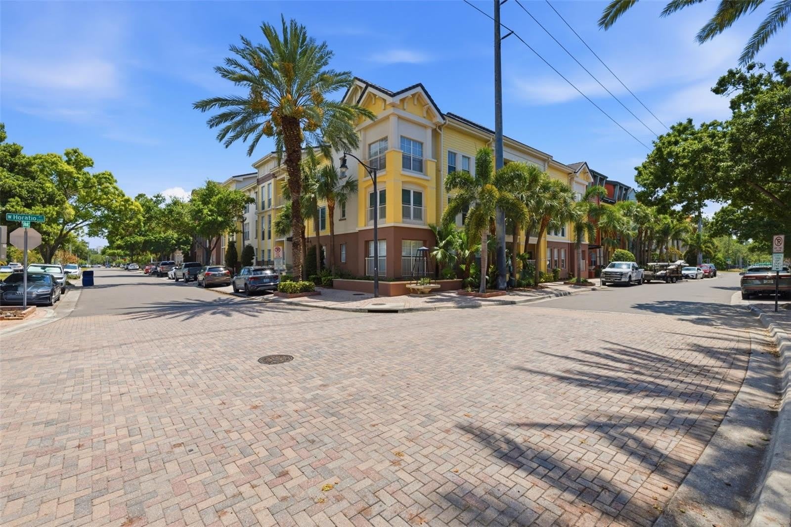 520 S ARMENIA Avenue – photo 1