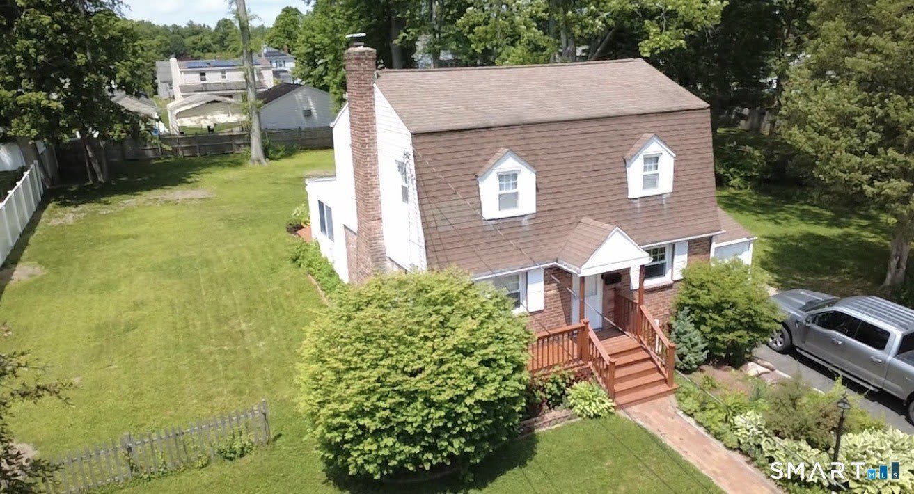 54 Harding Avenue – photo 1 of 21