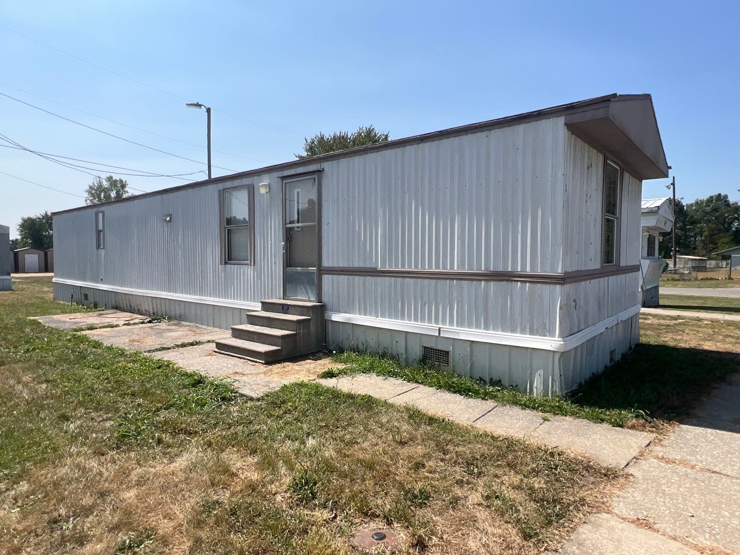 270 South Walnut Street – photo 1 of 10