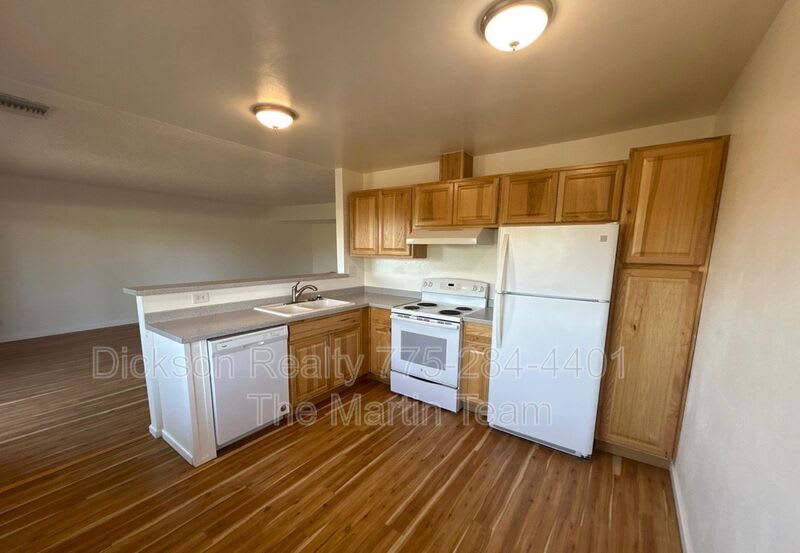 3167 Cashill Boulevard – photo 1