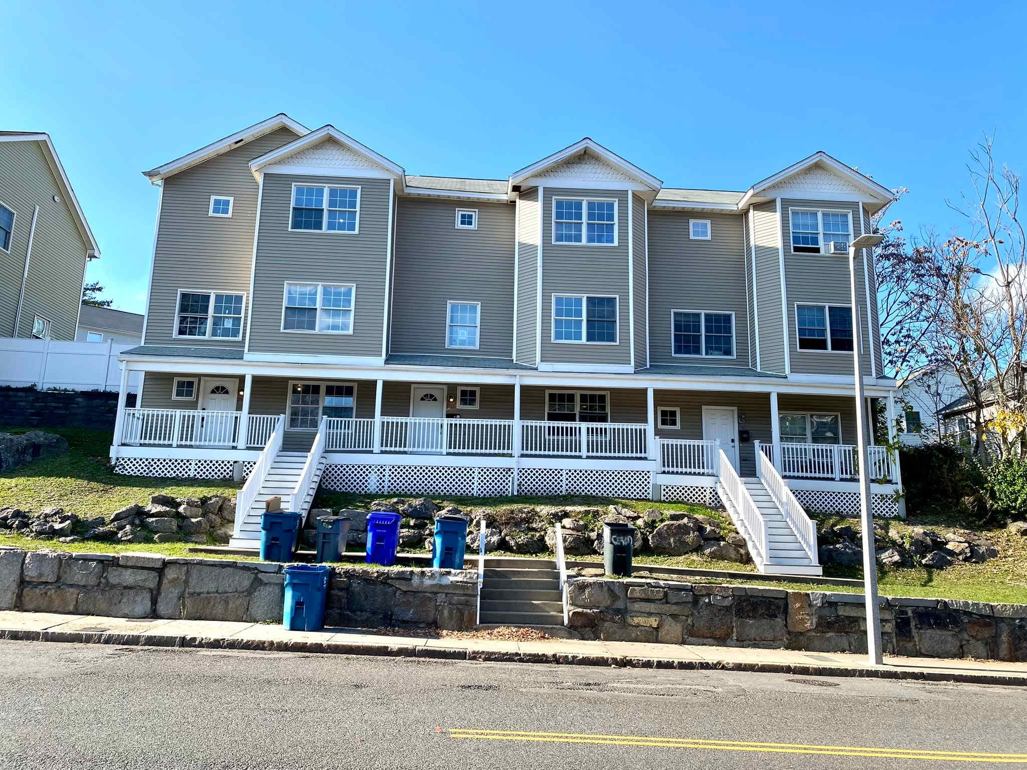 2593 Washington Street – photo 1