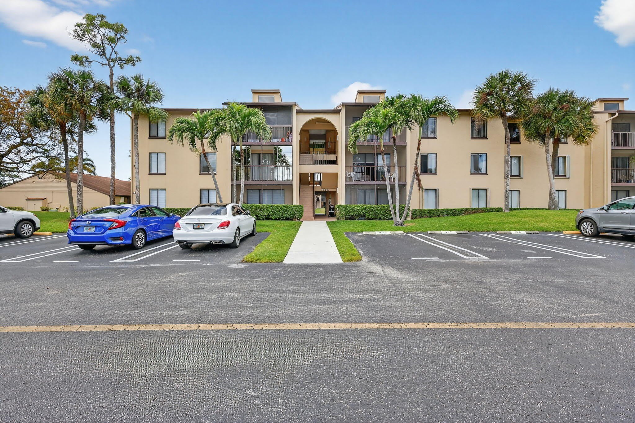 624 Sea Pine Way – photo 1