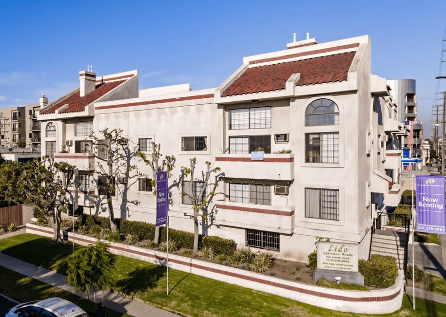 3462 Mentone Avenue – photo 1
