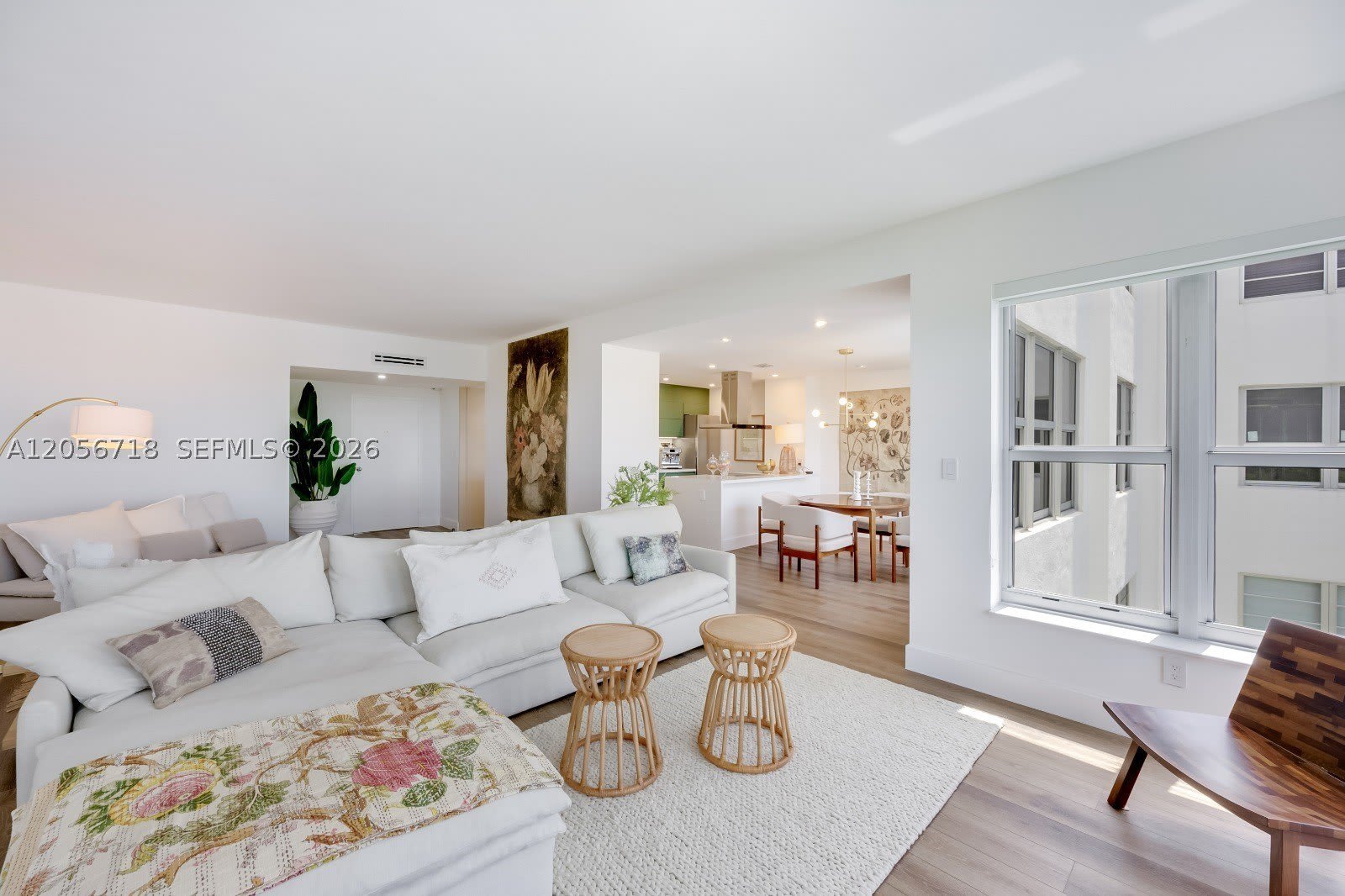 9102 W Bay Harbor Dr – photo 1