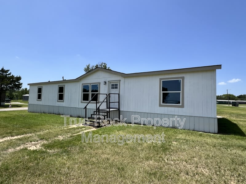 16406 County Road 1526 – photo 1 of 13