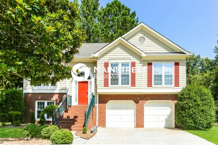 302 Wood Knoll Court – photo 1 of 18