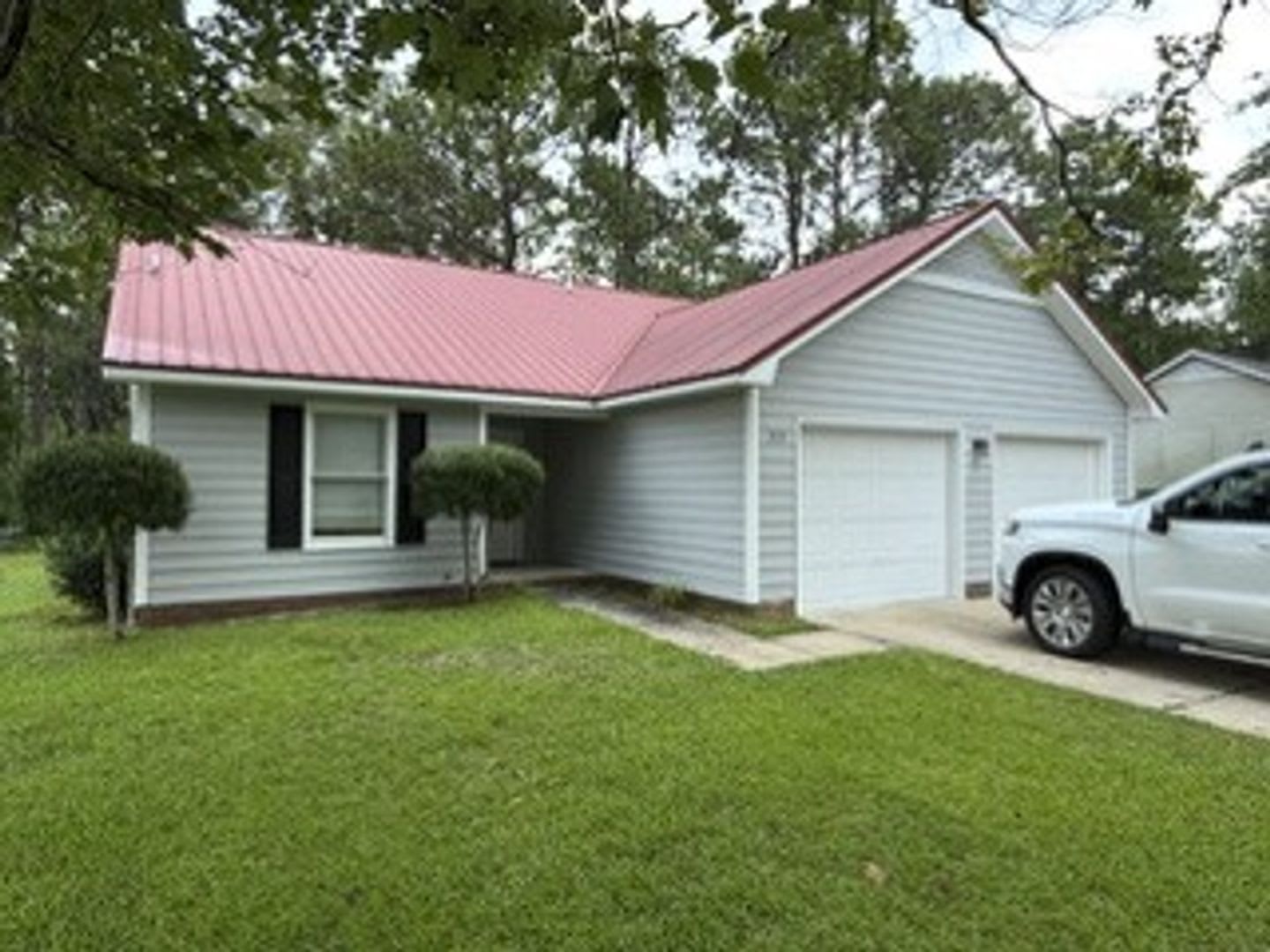 For Rent – photo 1