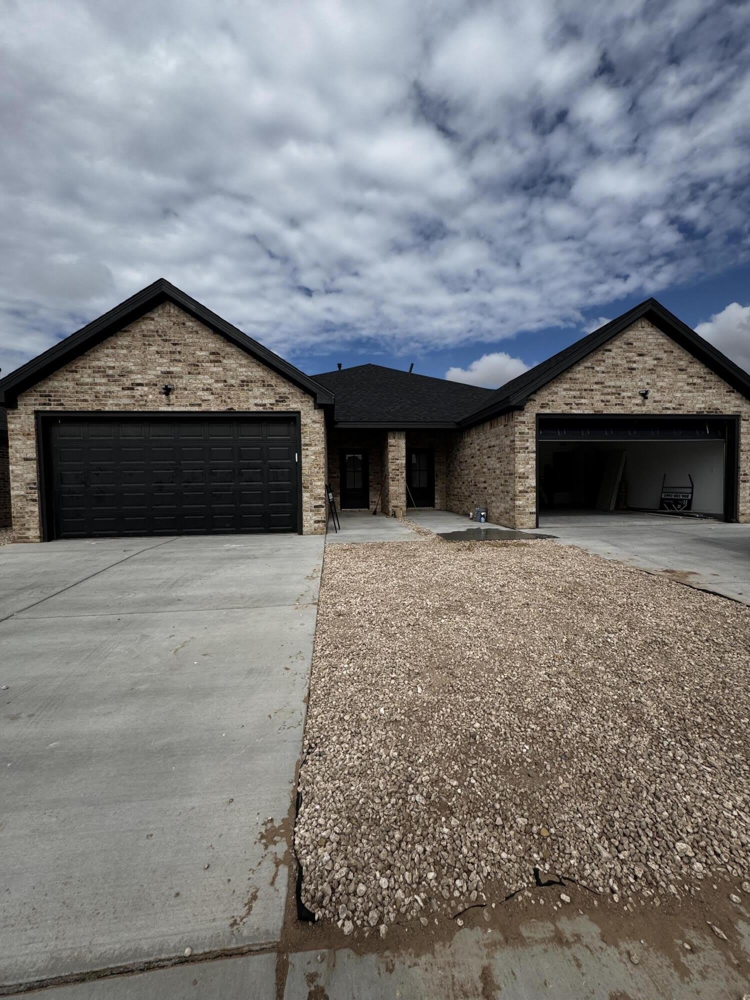 1207 Corpus Avenue – photo 1
