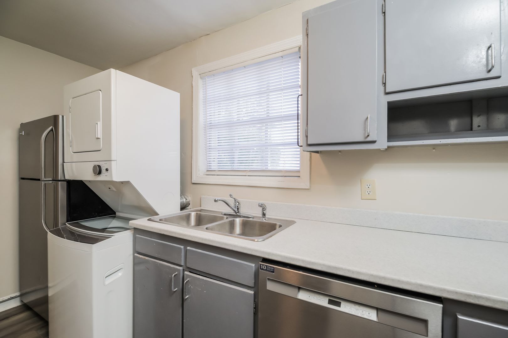517 Rutledge Ave. – photo 1