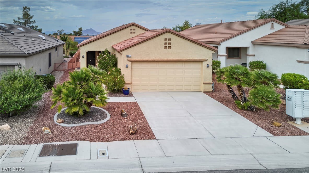 2118 Desert Woods Drive – photo 1