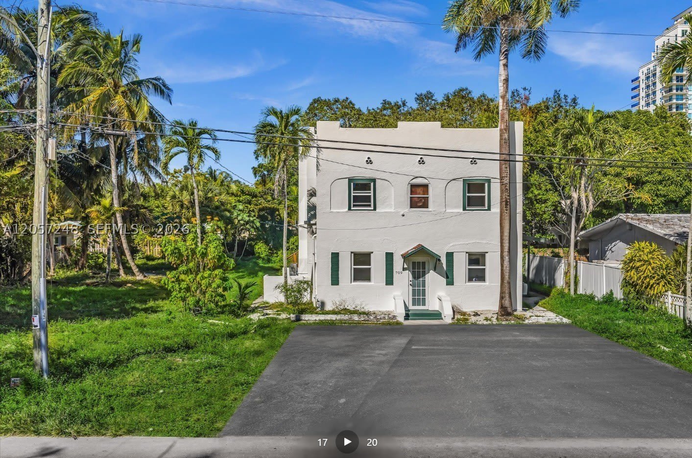 709 Sw 4Th Ct – photo 1