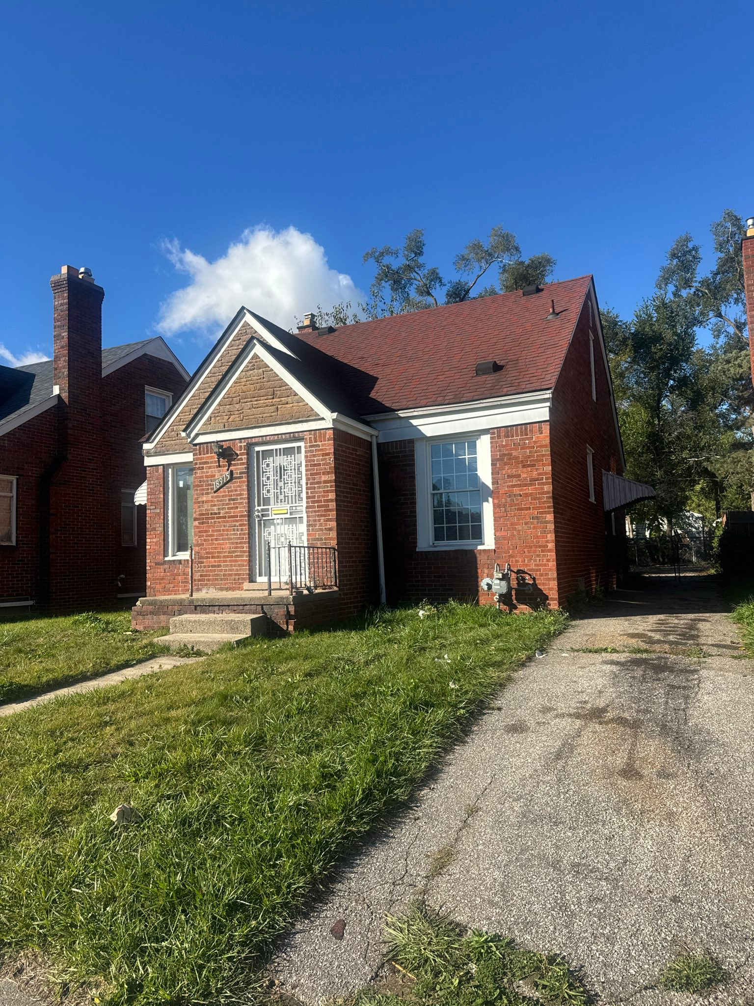 18915 Hamburg St – photo 1