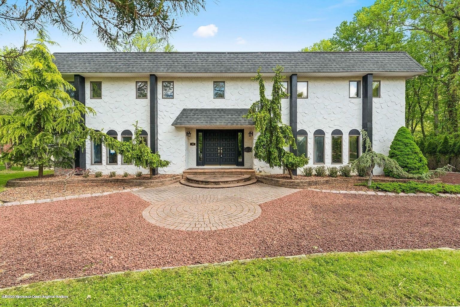 33 Heath Avenue – photo 1
