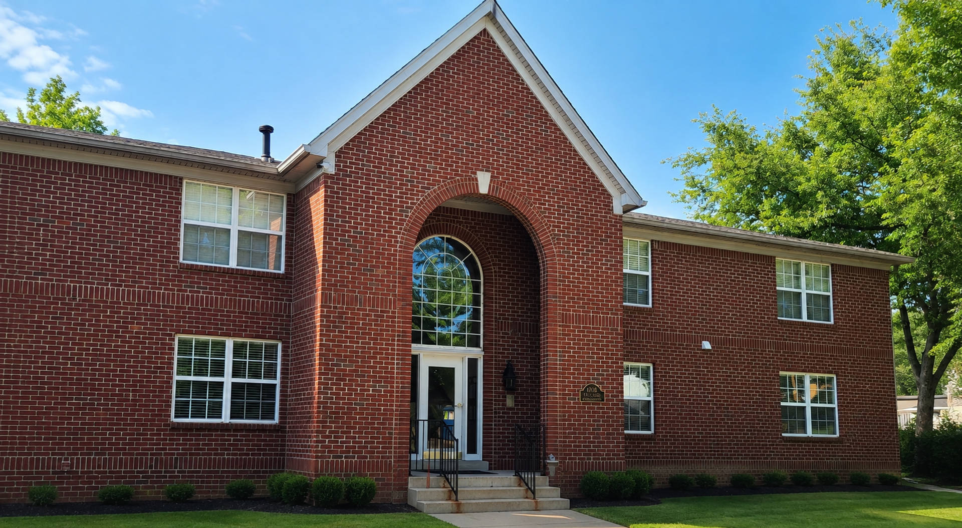 Germantown 2 bedroom, 1 1/2 bath in Brent Park Condos with washer/dryer – photo 1