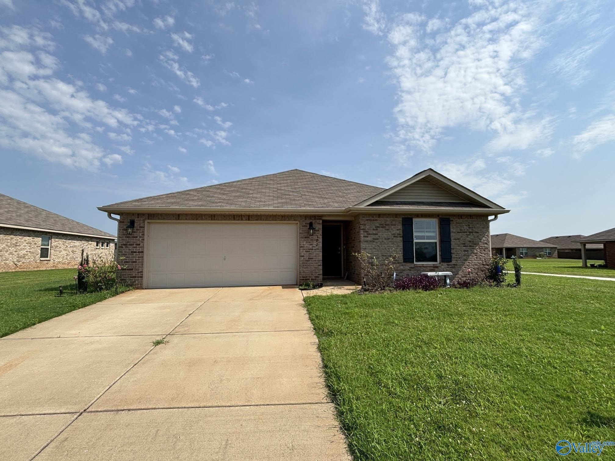 172 Tobin Lane – photo 1 of 25
