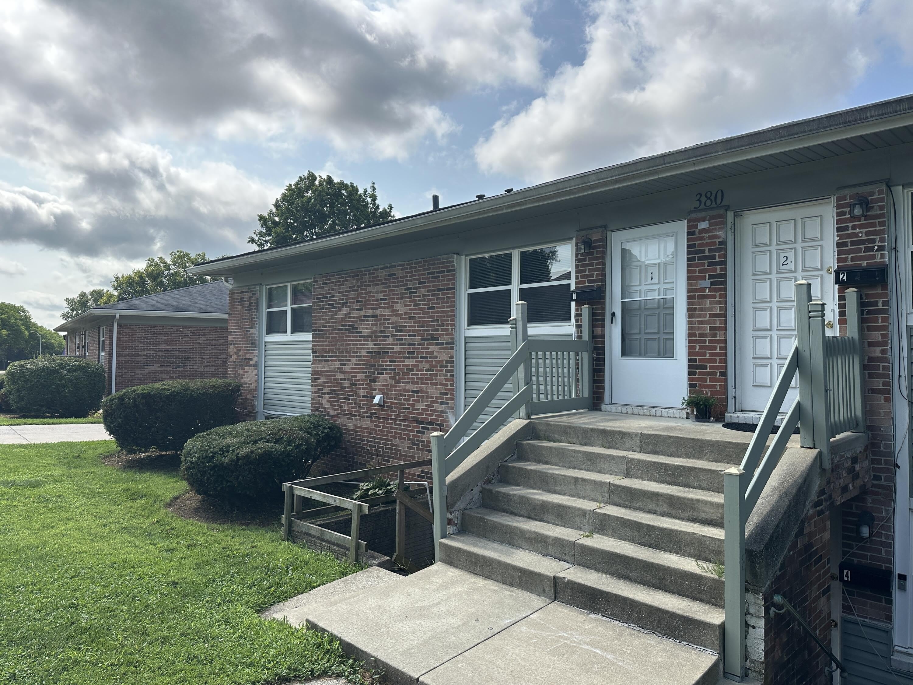 380 Redding Road – photo 1