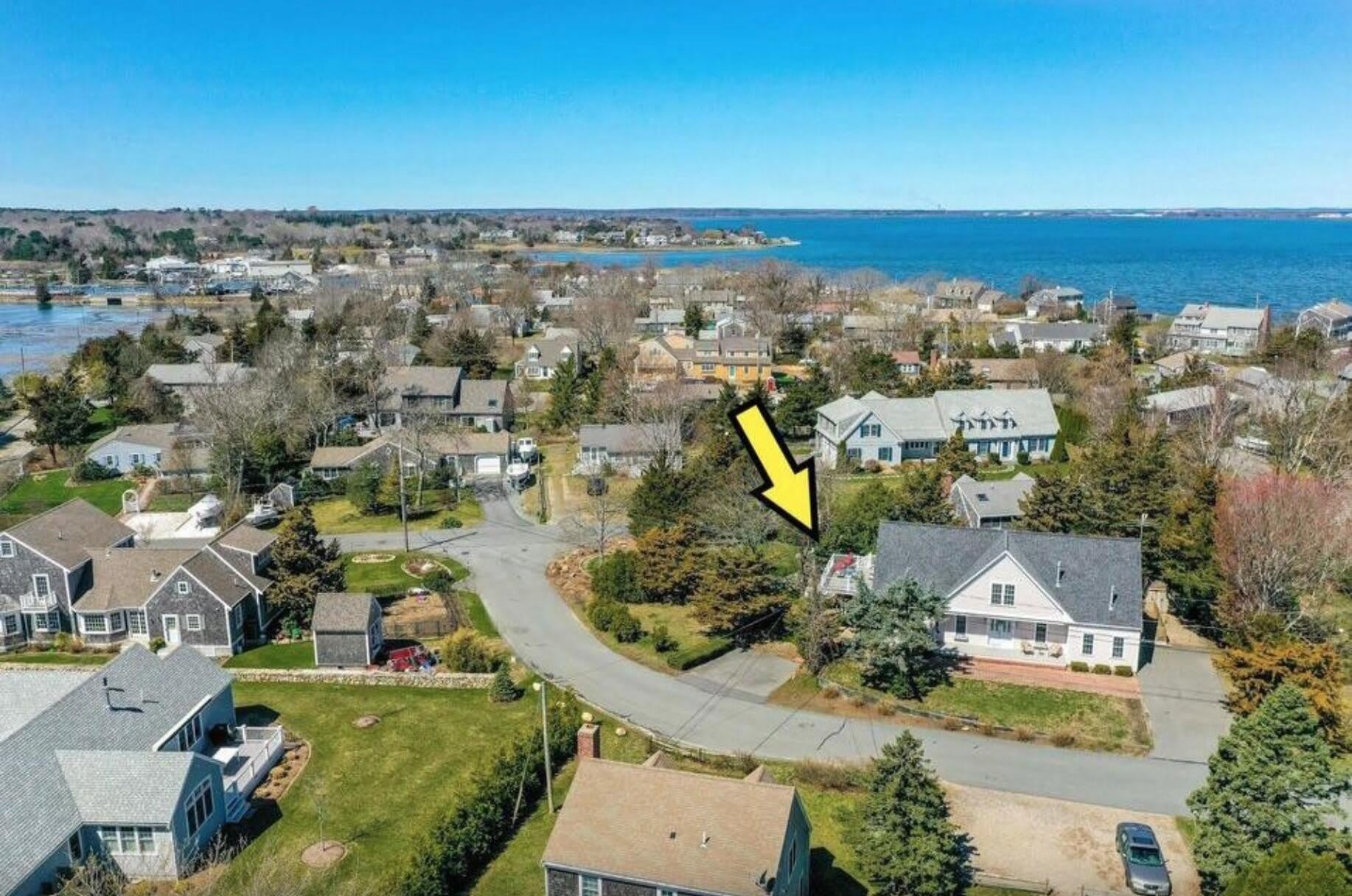 15 Bay View Road – photo 1 of 16