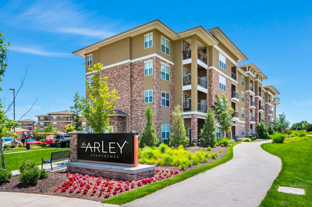 Hyde Park Towns Flats – photo 1 of 205