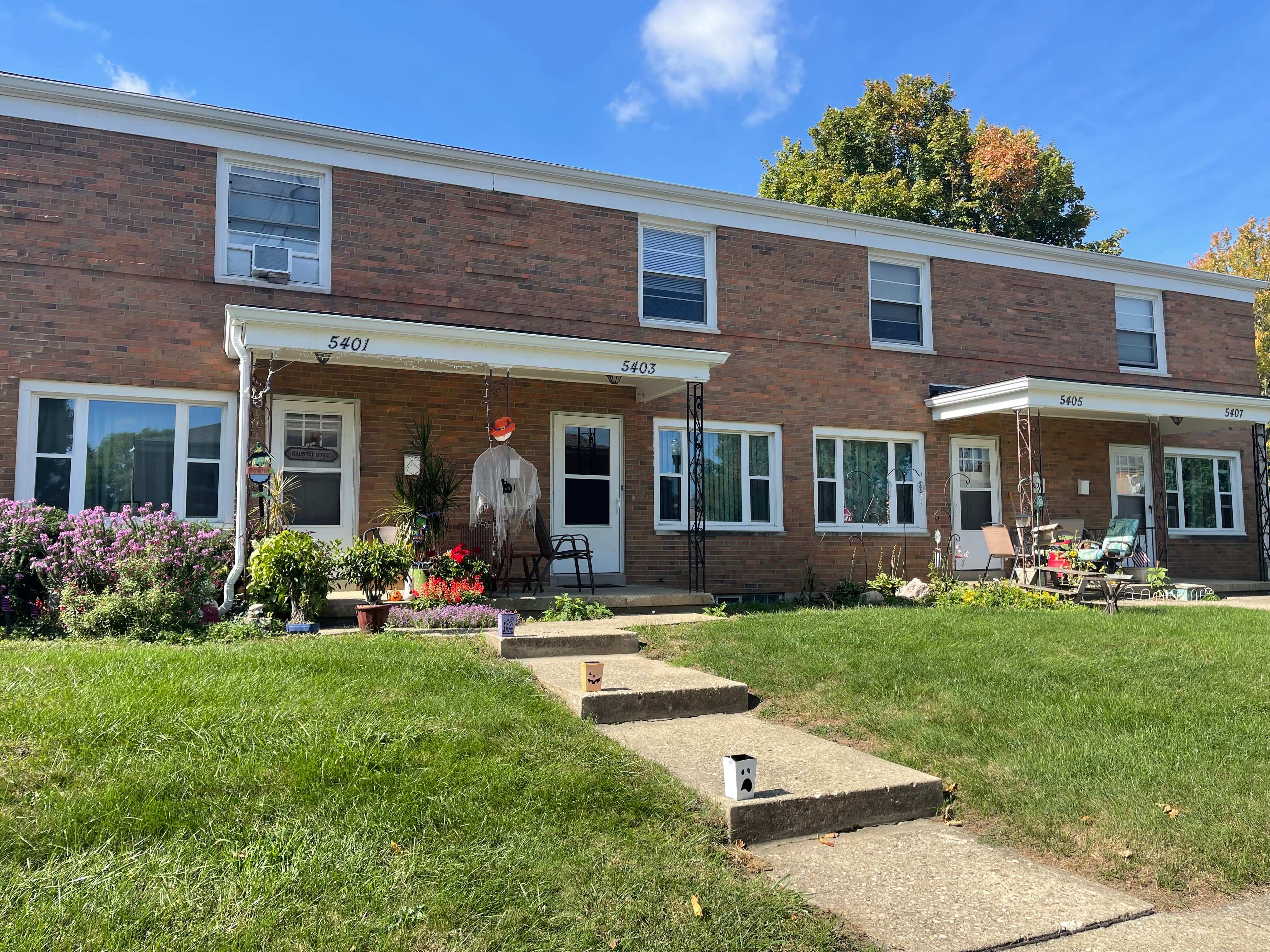 5403 Milton Ave – photo 1
