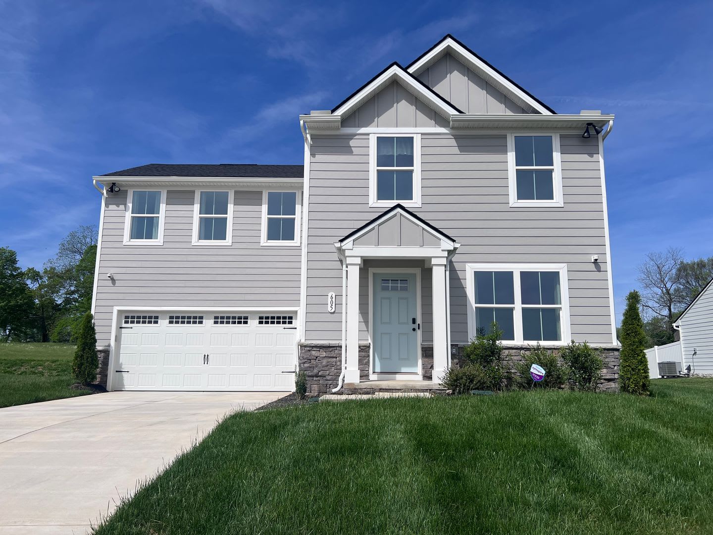 For Rent – photo 1