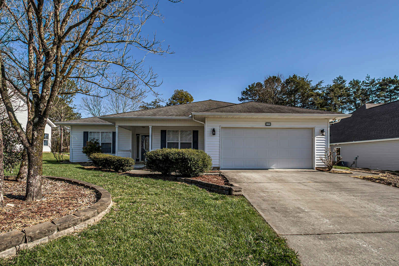 190 Amohi Way – photo 1 of 30
