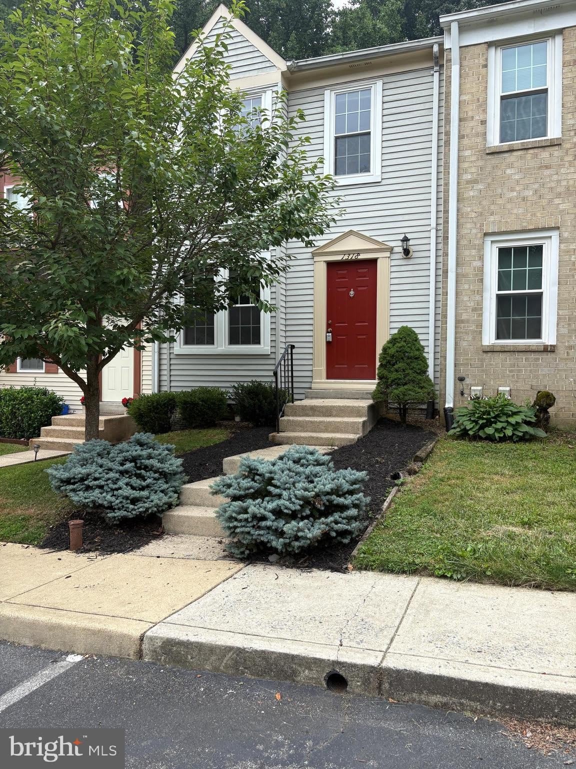 1318 ALDERTON Lane – photo 1 of 21
