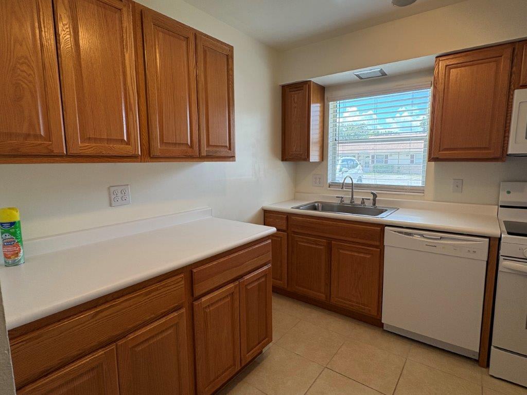 717 East Michigan Avenue – photo 1