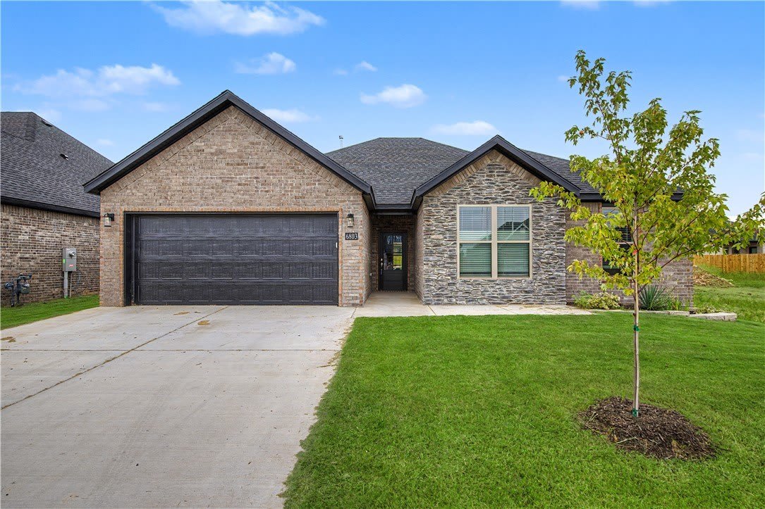 6803 SW Orange Avenue – photo 1