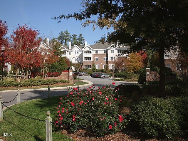 108-201 Northbrook Drive – photo 1