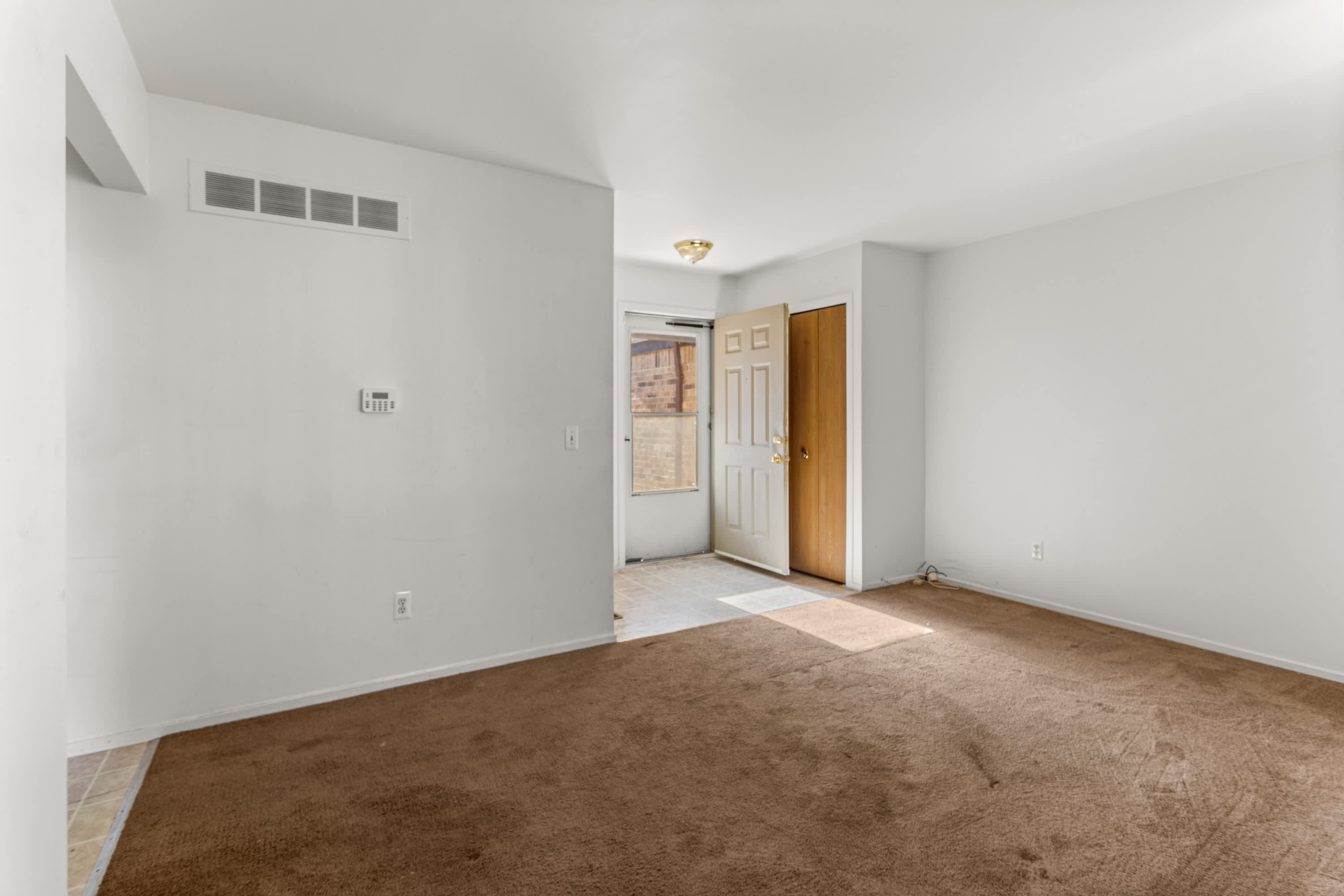 3747 Heritage Parkway – photo 1 of 37
