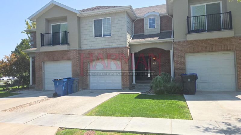 269 E Sunshine Drive 269 – photo 1 of 55