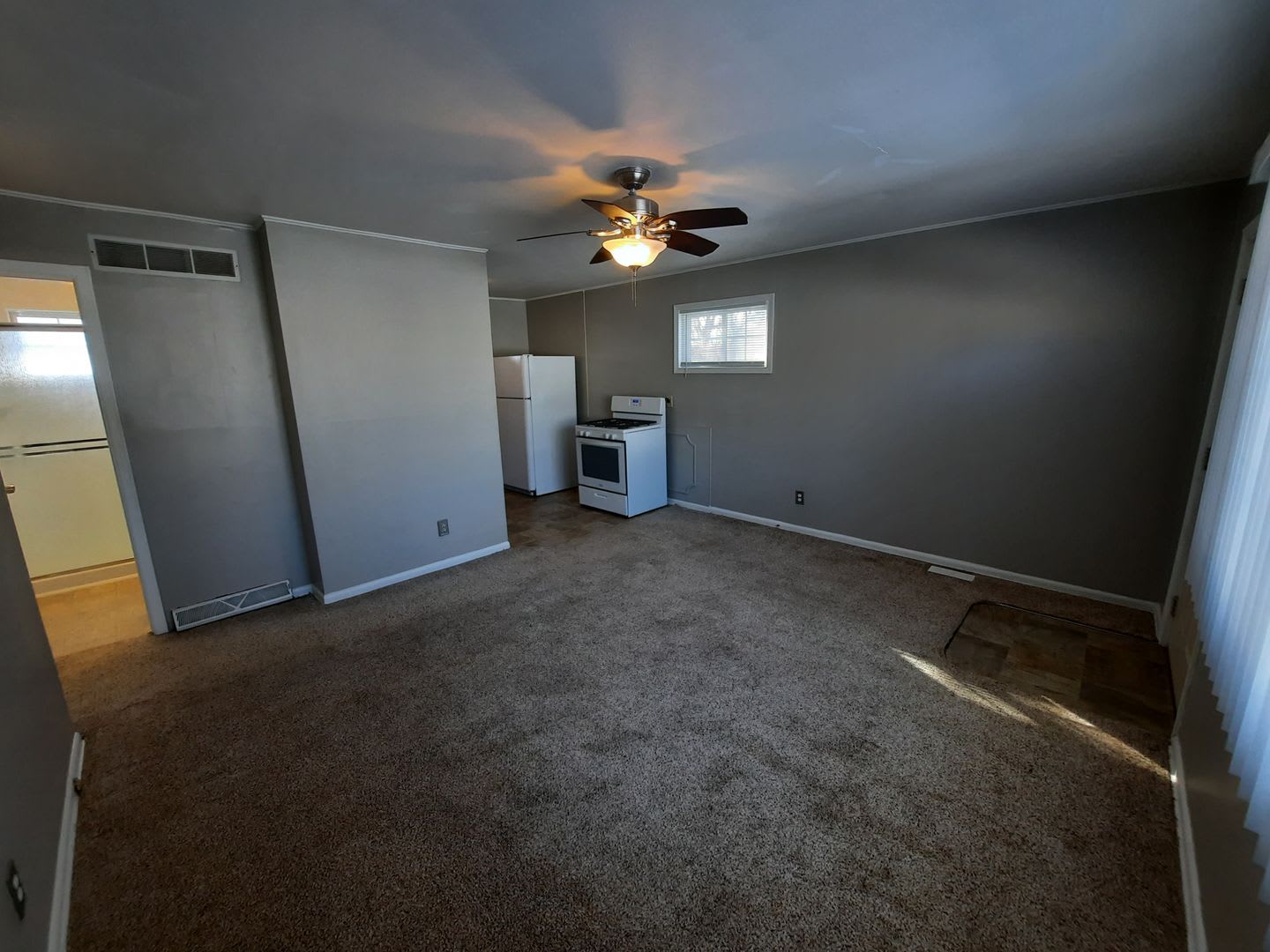2 Bedroom, 1 Bathroom home! – photo 1