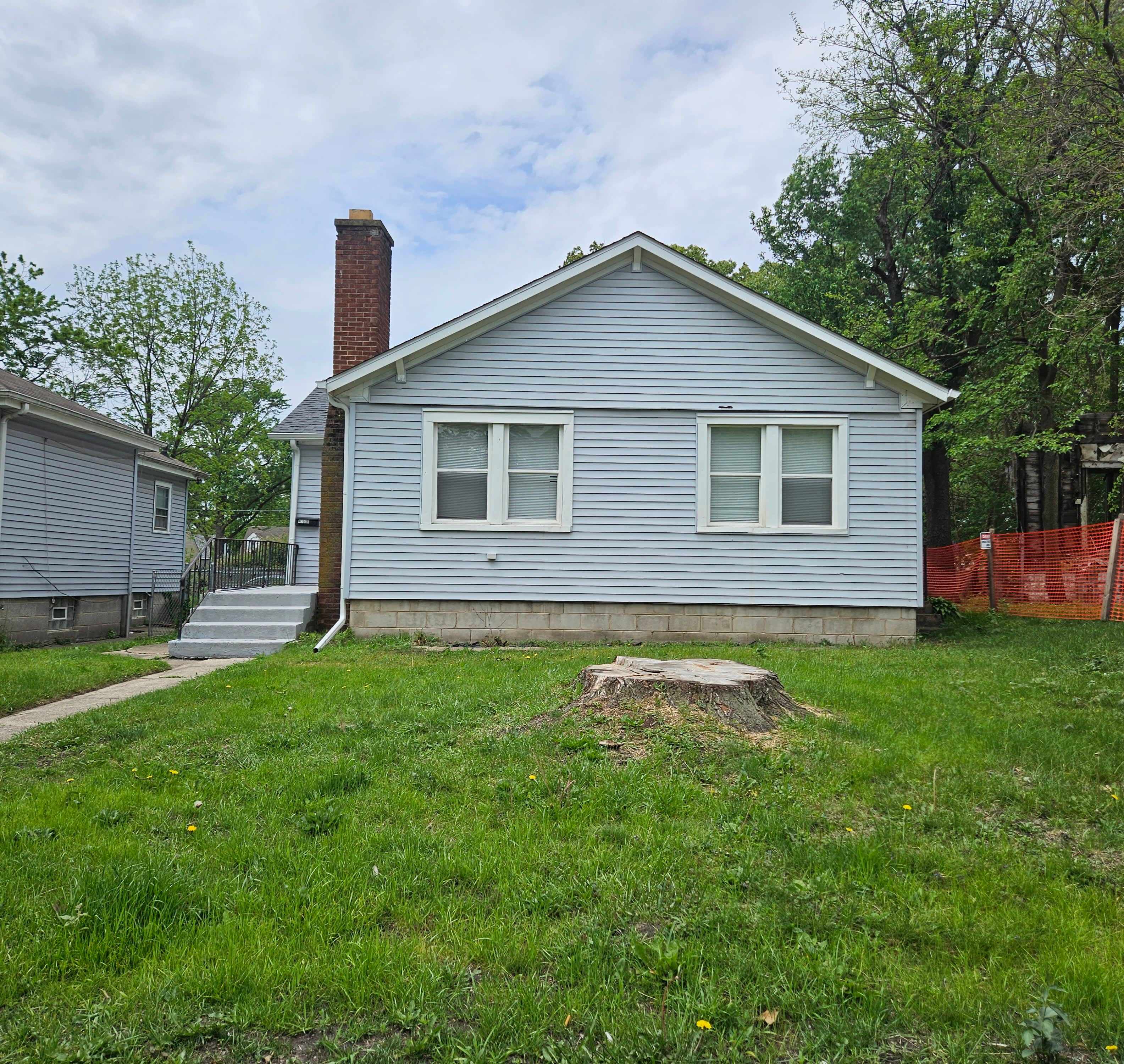 4748 Monroe St – photo 1