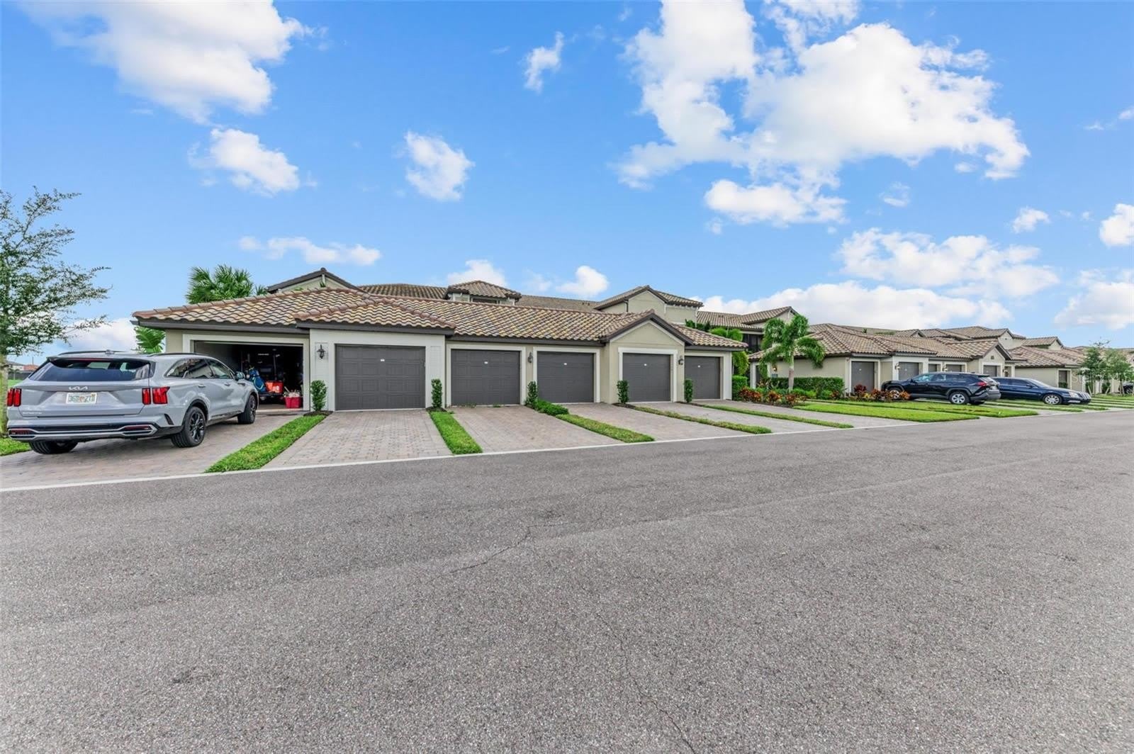 5685 PALMER Circle – photo 1