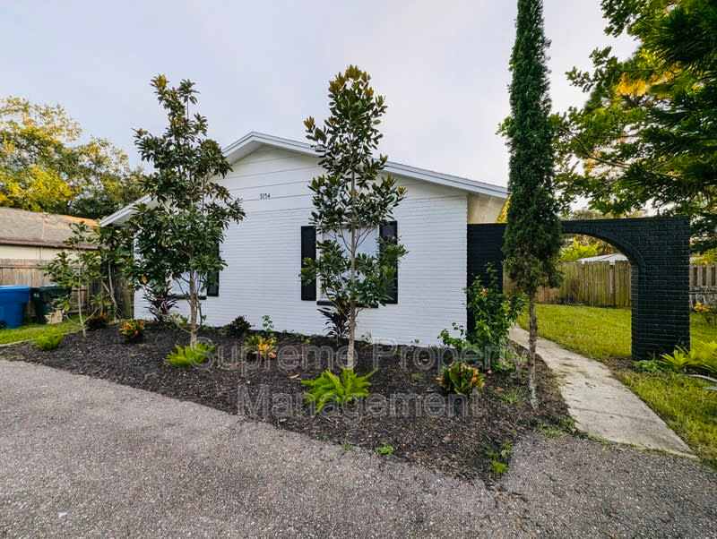 3154 Pine Tree Avenue – photo 1
