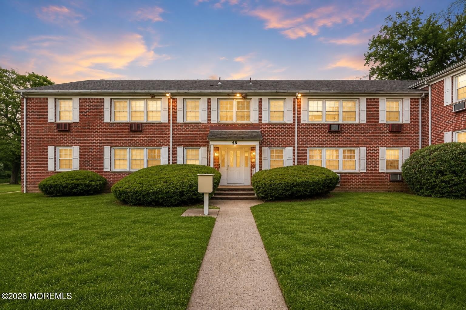 48 Stonehurst Boulevard – photo 1 of 22