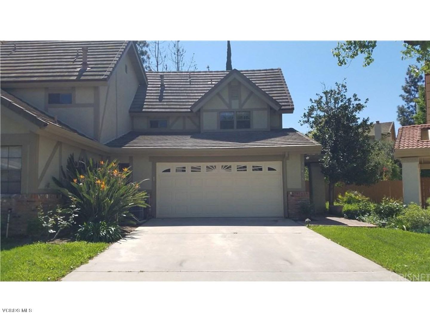 Bright And Beautiful 3 Bedroom + 3 Bathroom Home Agoura Hills Home – photo 1 of 35