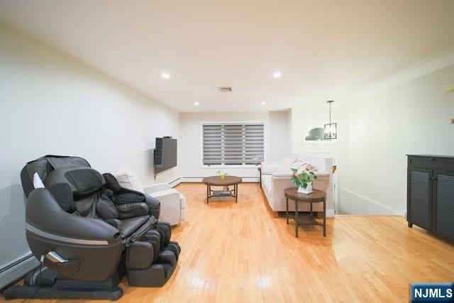 106 E Edsall Boulevard – photo 1 of 30