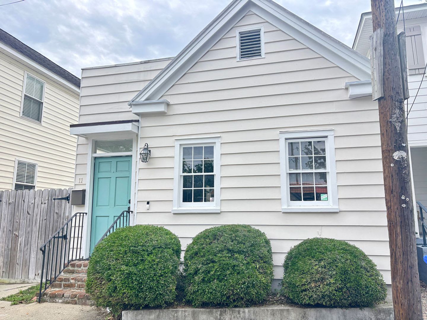 Available August 1St Available Fully Furnished 3 Br In The Heart Of Downtown Charleston – photo 1 of 269