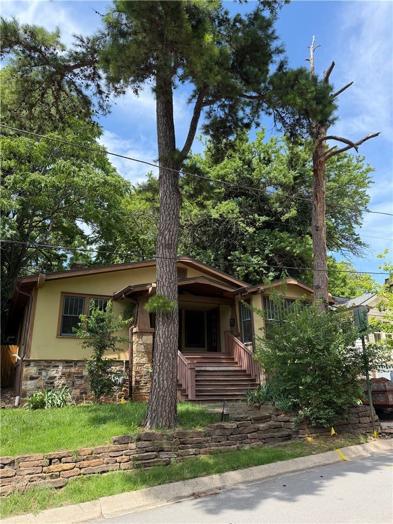 104 W Boles Street – photo 1