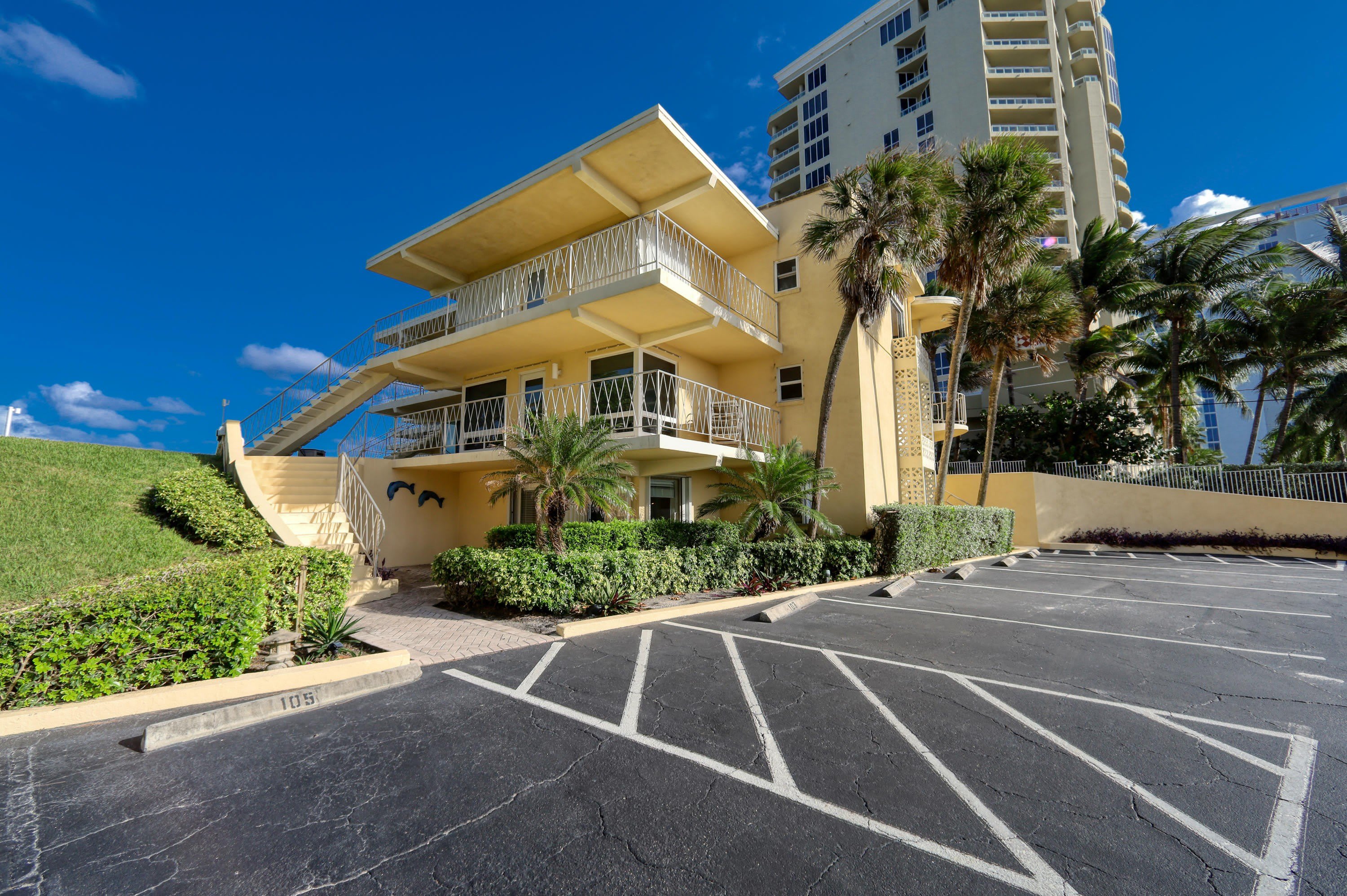5060 N Ocean A Drive – photo 1 of 30